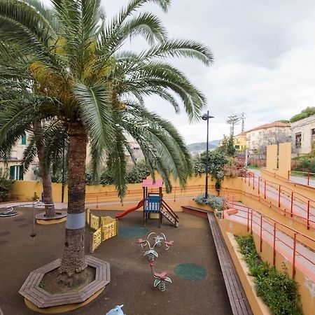 Sea View, In The Old Town Santo Stefano Al Mare Apartment Exterior photo